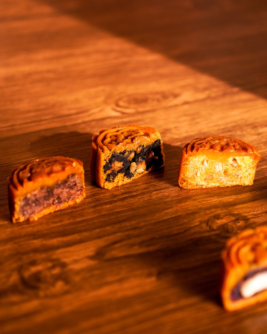 Mooncake cross-section